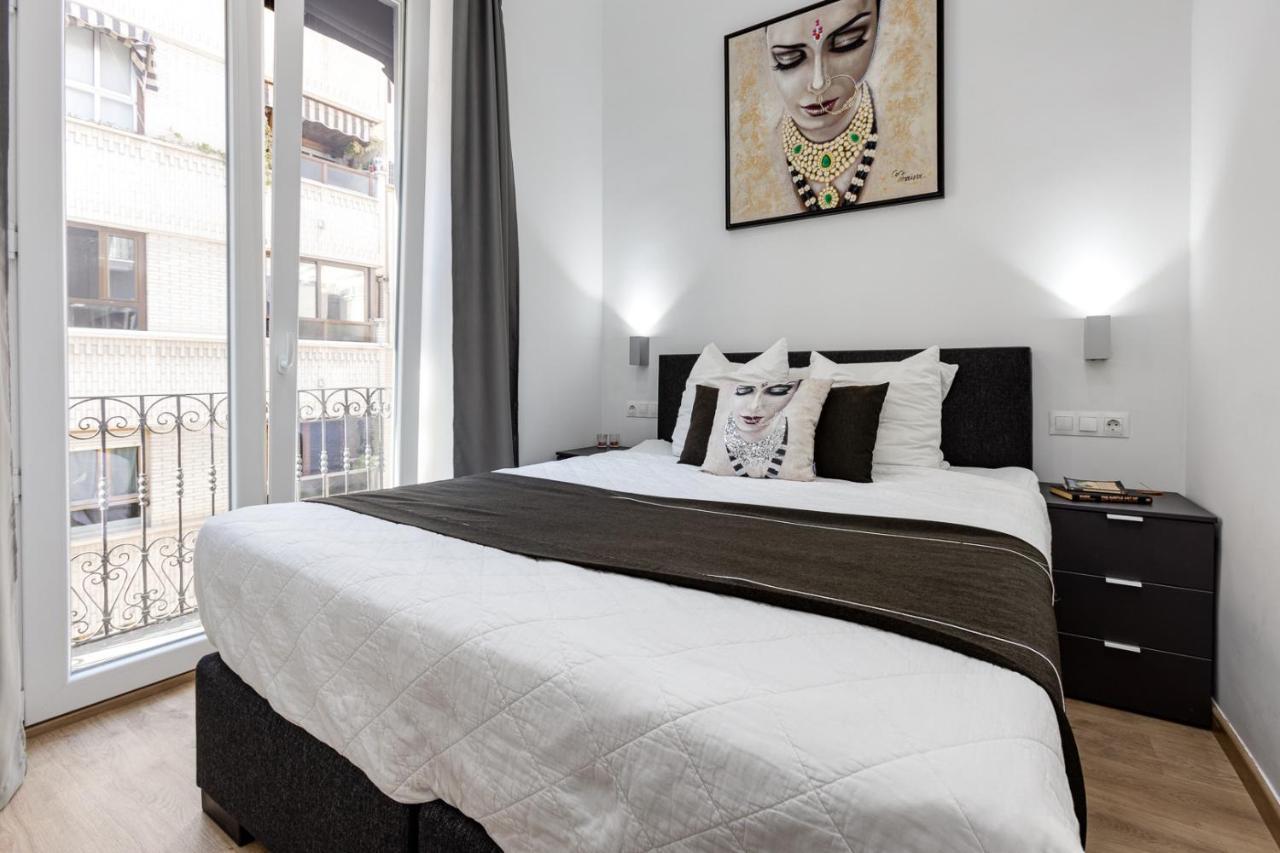 Pinzon Studios & Penthouse Аликанте Екстериор снимка