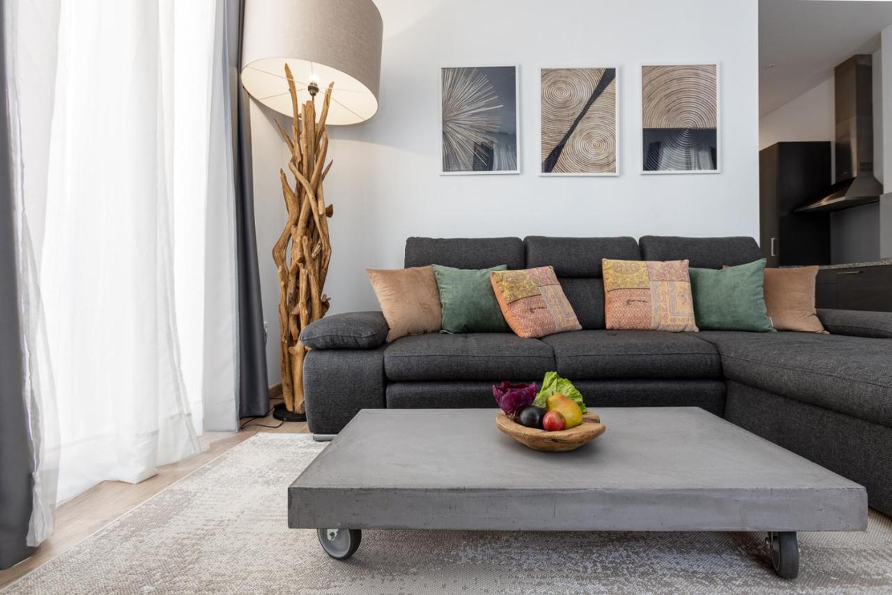 Pinzon Studios & Penthouse Аликанте Екстериор снимка
