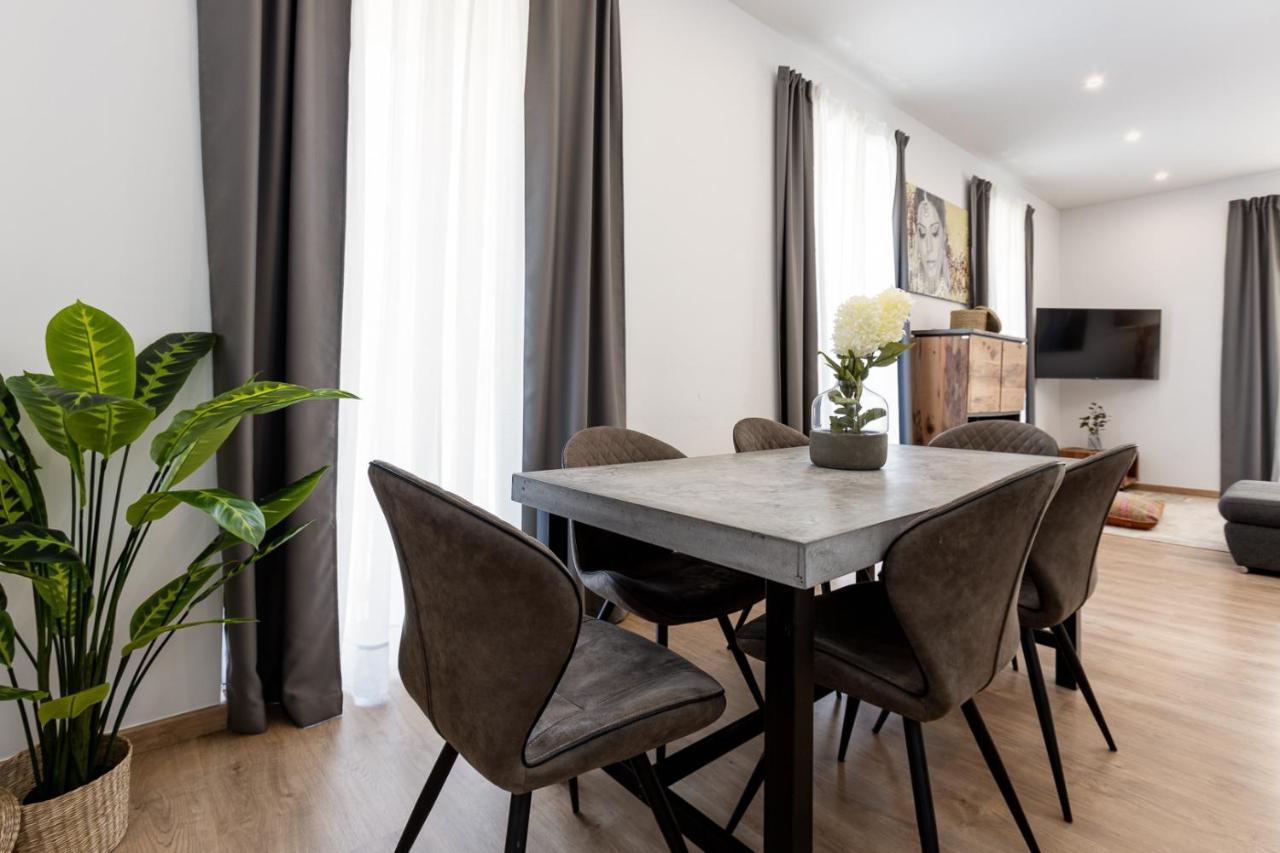 Pinzon Studios & Penthouse Аликанте Екстериор снимка