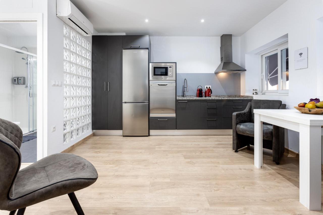 Pinzon Studios & Penthouse Аликанте Екстериор снимка