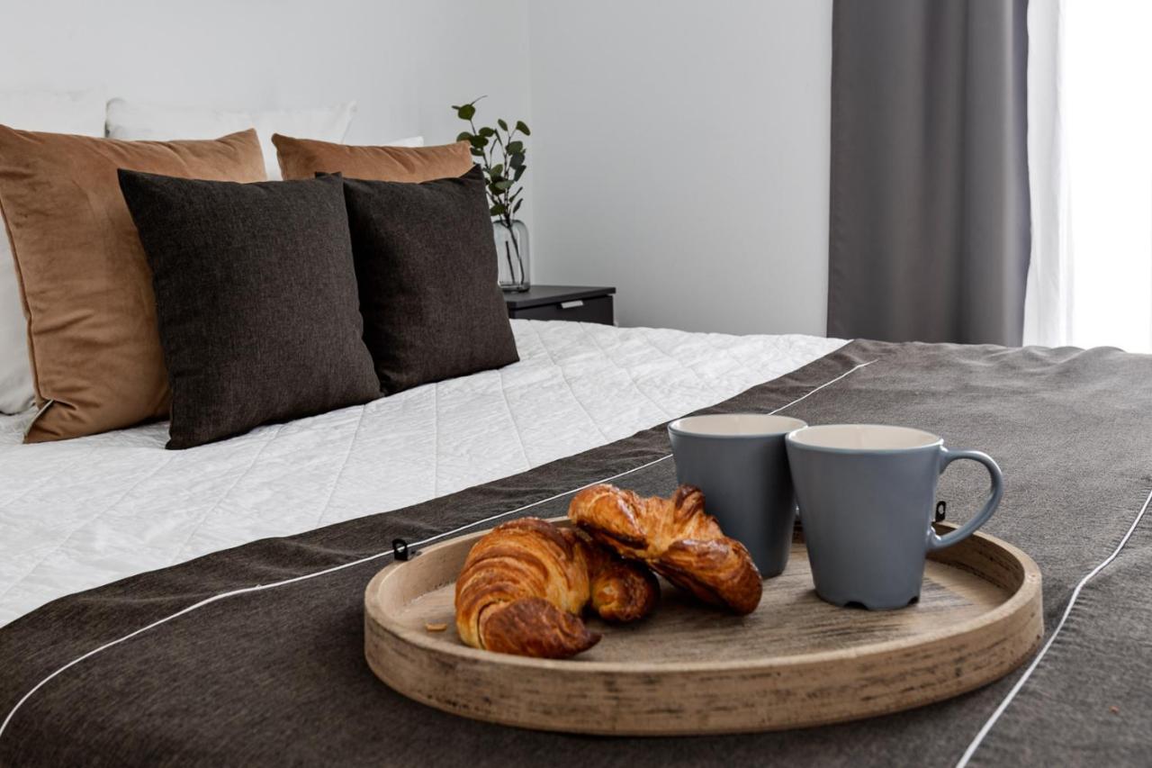 Pinzon Studios & Penthouse Аликанте Екстериор снимка